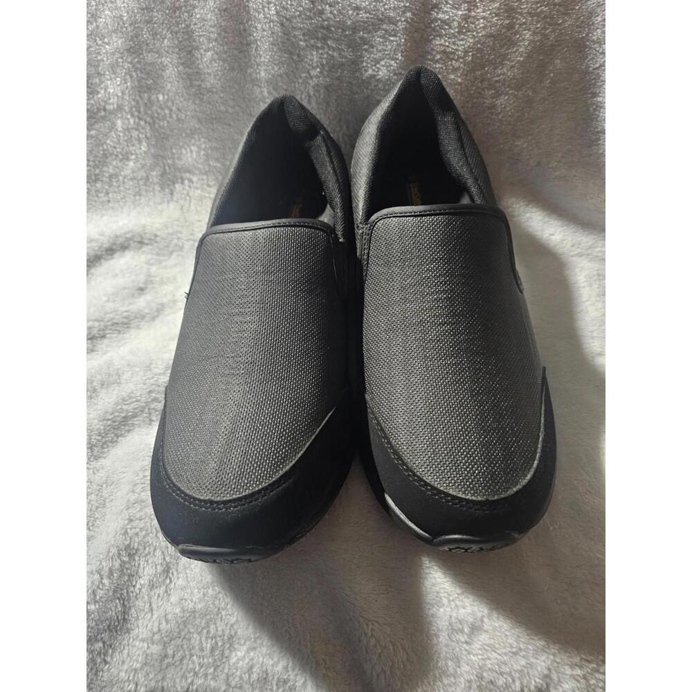 New Women's Tredsafe Slip On Shoes Oil & Slip Resistant Size 10 Black Comfy